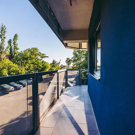 Miraj Apartament Διαμέρισμα *